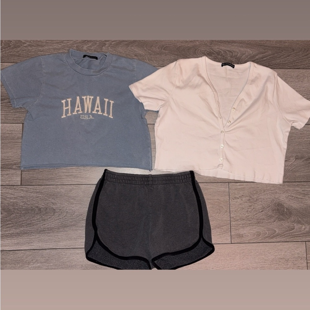Brandy Melville 3 Pc Lot Crop Tops & Shorts Small/Medium Blue, White And Gray